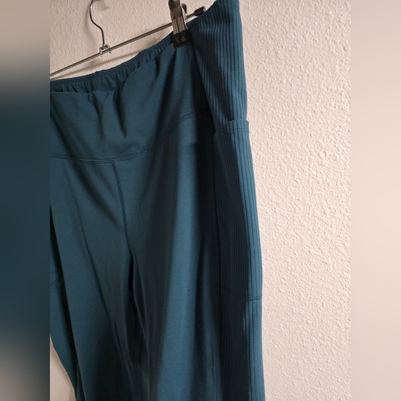 Mondetta Teal Leggings - Picture 5 of 8